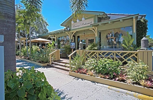 Palm River Estates House | Designer NAPLES home w/POOL, total PRIVACY, near BEACH, SUMMER DISCOUNTS