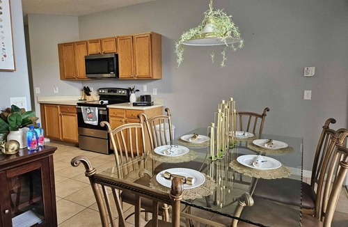 Sunset Ridge House | Discovering Nemo and Dori Paradise! 2 min to Posner Park