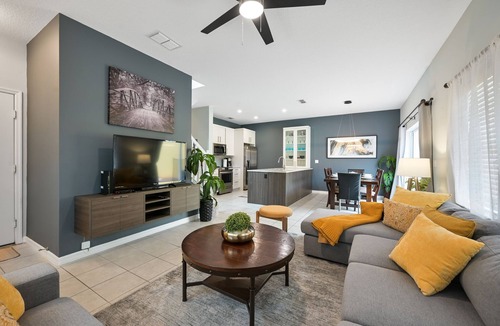 Sunset Lakes House | Disney Dream Villa w/Pool 5 Miles to the Parks!