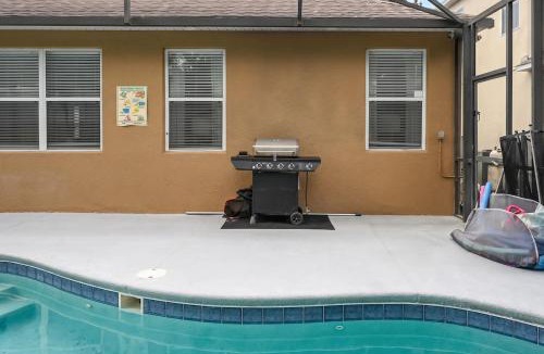 Legacy Park House | Disney home w pool & Game Room