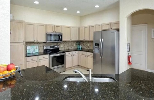Highlands Reserve House | Disney World & Golfers Dream Highlands Reserve 7 bedroom with large pool & spa.