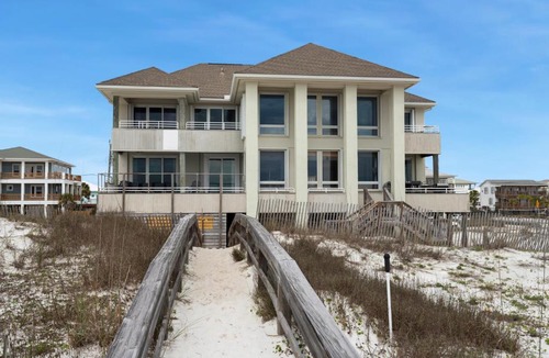 Villa Segunda House | Dixie Queen by Gulf Coast Getaways