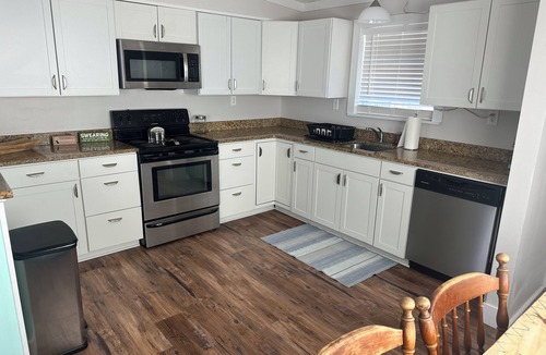 Fort Morgan Pines House | Dog Days on the Bay, Fort Morgan