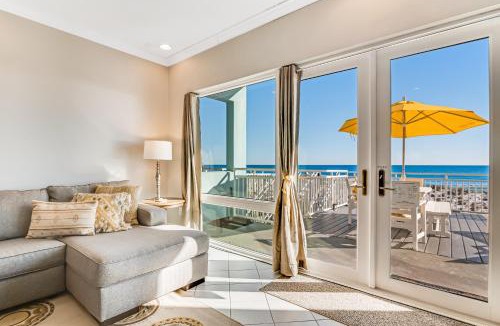 White Sands House | Dog-friendly beachfront dream with a wet bar & two furnished balconies