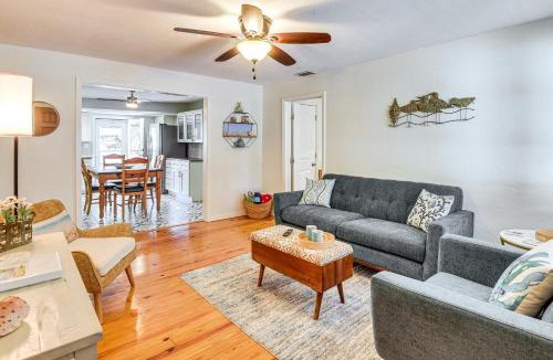 Walkers Holly Hill House | Dog-Friendly Daytona Beach Cottage w/Patio!