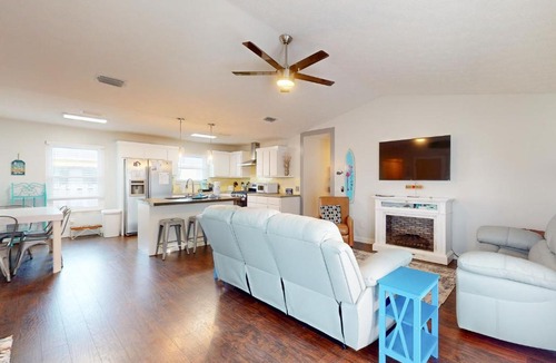 Holiday Beach House | Dog-friendly home near beach with enclosed yard grill W&D AC garage & WiFi