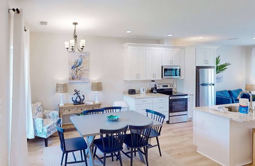Carrabelle House | Dog-Friendly Home with WIFI and Washer-Dryer, stunning lake views