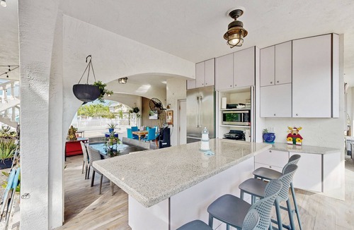 Twin Lakes House | Dog-friendly home with central AC, fast WiFi, W/D, & private hot tub