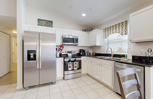 Sandy Ridge House | Dog-friendly, private pool , central AC, full kitchen, WiFi, Snow-bird friendly