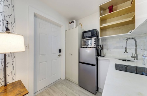 Cypress Point Apartment | Dog-Friendly Unit w/Pool Access in Pompano Beach!