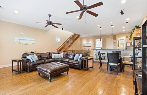 Crescent Beach House | Dog-friendly home w/ shared pool, high-speed WiFi, washer/dryer, and central AC!