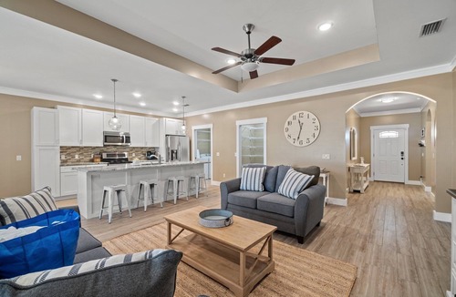 Laguna Beach Estates House | Dog Friendly Vacation Just 2 Blocks from the Beach! 14+ & 21+ Day Discounts!