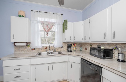 Wetumpka House | Dolly I: Cozy 3-bedroom home near downtown Wetumpka