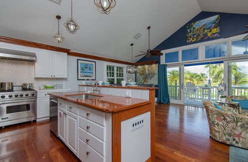 Truman Annex House | DOLPHIN WATCH at the Truman Annex in Key West