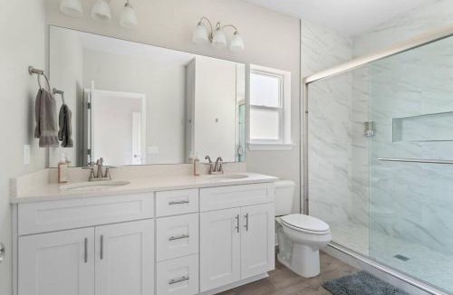 South Pensacola House | Downtown home + bay views + seafood market