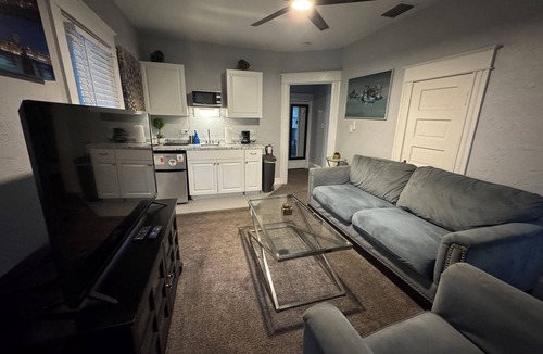 Downtown Orlando House | Downtown Lake Eola Historic House 1 OR 2 BED