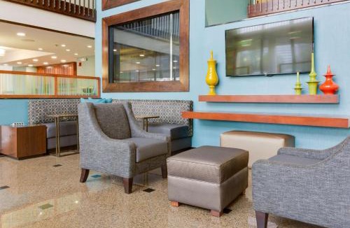 Crestline Heights Hotel | Drury Inn & Suites Birmingham Grandview