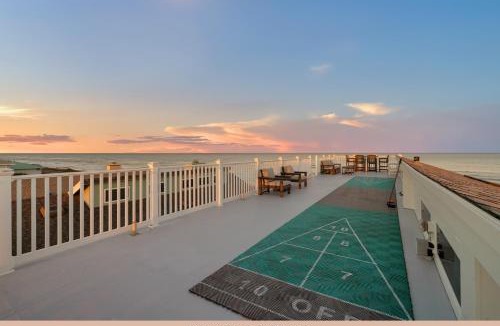 Flagler Beach House | ​Dual Home Coastal Beach House- Main House + Private Villa Suite -Private Beach