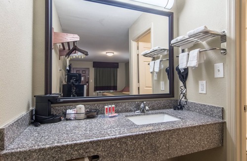 Jasper Hotel | Econo Lodge