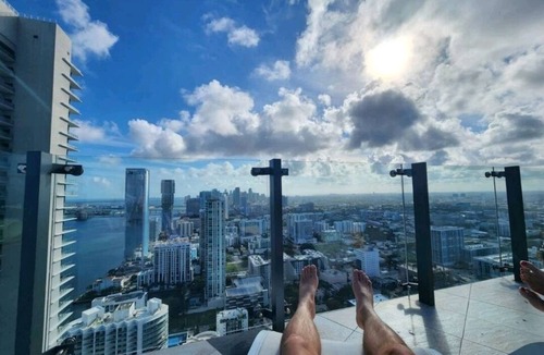 Midtown Apartment | Edgewater, 270 degree breathtaking view , 37th floor