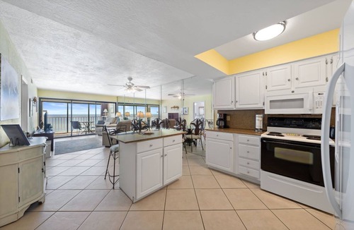 Gulf Shores Condo | EdgeWater 52- Sit on Your Balcony and Let Your Worries Wash Away with the Tide!
