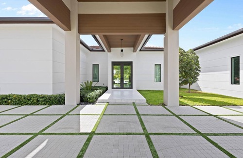 Ludlam House | El Castillito