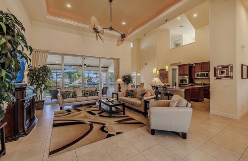 Yacht Club Villa | Elegant 4-BR mpur Pedic w/Pvt Pool & Beach Access