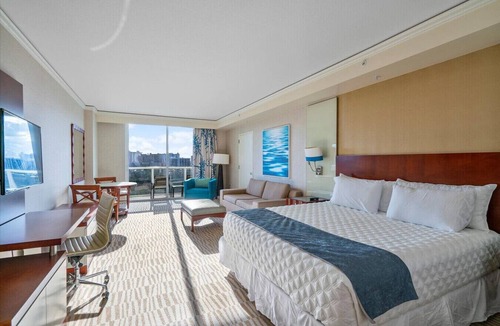 Sunny Isles Beach Hotel | Elegant Suite in Beachfront Resort + Luxe Amenities