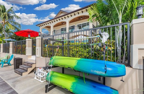Key Colony Beach House | Elev 5BR/8BA Game Room 75’ Deep Canal Dock Ice Maker Kayaks Bikes