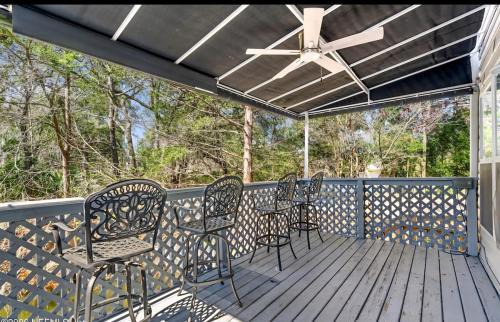 Lakewood House | Elite-Mins 2 HCA St Vincents- Everbank & Downtown & Friendship Fountain