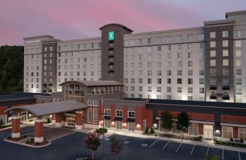 Hoover Hotel | Embassy Suites by Hilton Birmingham Hoover