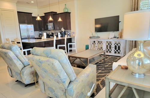 Villa Lago House | 'Emerald Isle Palace' ~ Villa Lago 1874 ~ Golf Cart Included~Sandestin Resort