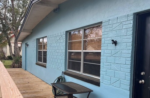Mims House | Enjoy a 3B-2B Peaceful Extended Stay Home Near Titusville KSC and Indian River