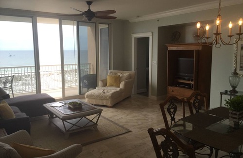 Pensacola Beach Condo | Enjoy late summer and early fall in Paradise. Don’t miss out- Reserve today!