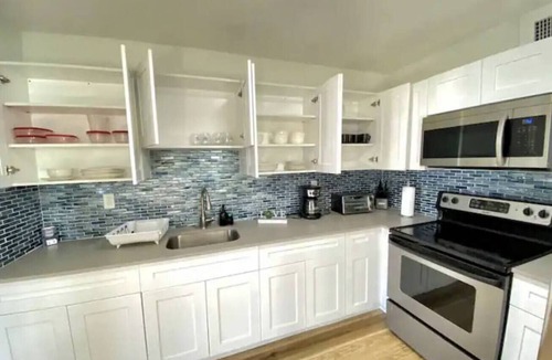 Little Havana House | EPIC Miami Stay Near Stadium Airport Beach Wynwood
