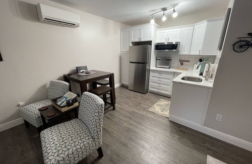 Ocala Apartment | Escape the crowds & relax on a peaceful 3-acre horse farm in SE Ocala.
