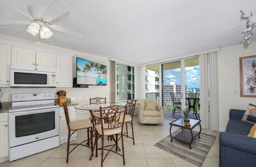 South Island Condo | Estero Beach & Tennis Club #806B “Blue Horizon” - Beachfront