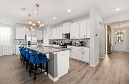 Indian Ridge Villa | EV 1560 - 9 Bed 6 Bath Villa with Screened-In Pool, Kids Custom Bedroom, Games