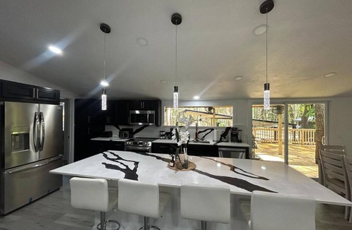 Wesley Chapel South House | Exclusive Farmhouse Villa with Hot Tub Retreat