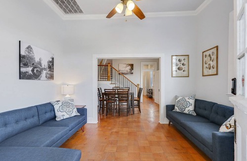 Mid-City District Apartment | Exclusive Gem/Greenway & Streetcar Nearby