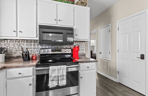 Tuscaloosa House | Experience Comfort at Banks's Brook House