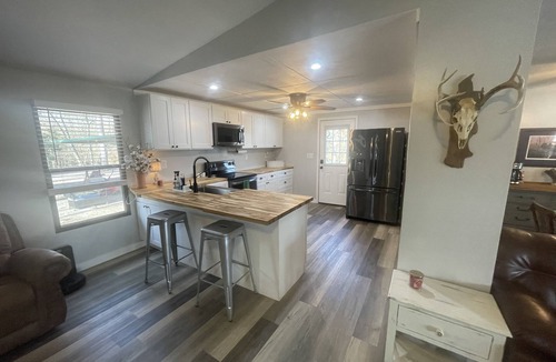 Autaugaville House | Experience life on the Alabama River! Pet-Friendly! 3BD/2BA
