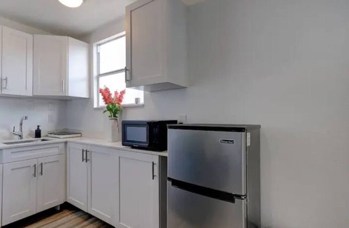 Ludlam Apartment | Eye-catching Miami Apartament 10 Min to Airport