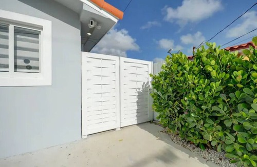 Ludlam Apartment | Eye-catching Miami Apartament 10 Min to Airport