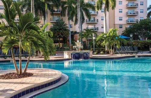 Survey Creek Resort | Fabulous 2 BDRM Wyndham Palm-Aire in Pompano Beach- RARE Winter Feb and March