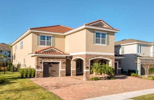 West Kissimmee Apartment | Fabulous Home With Air Hockey, Media Room And Waterpark & Resort Access Near Disney At Encore Resorts Reunion - 290Fl