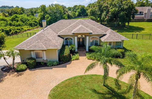 Merritt Island House | ⚓️Fair Winds PRIVATE, luxury Island home, heated pool & spa. Games, grill, & fun🏝️