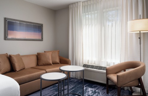Airport North Hotel | Fairfield Inn By Marriott Orlando Airport