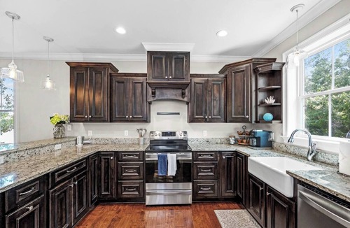 Fairhope House | Fairhope Riverhouse/Waterfront/Private pier/Large back porch/Great for families, sleeps 12