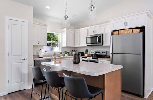 Fellowship House | Family 3-Bedroom Retreat in Ocala, 10 Min to WEC!